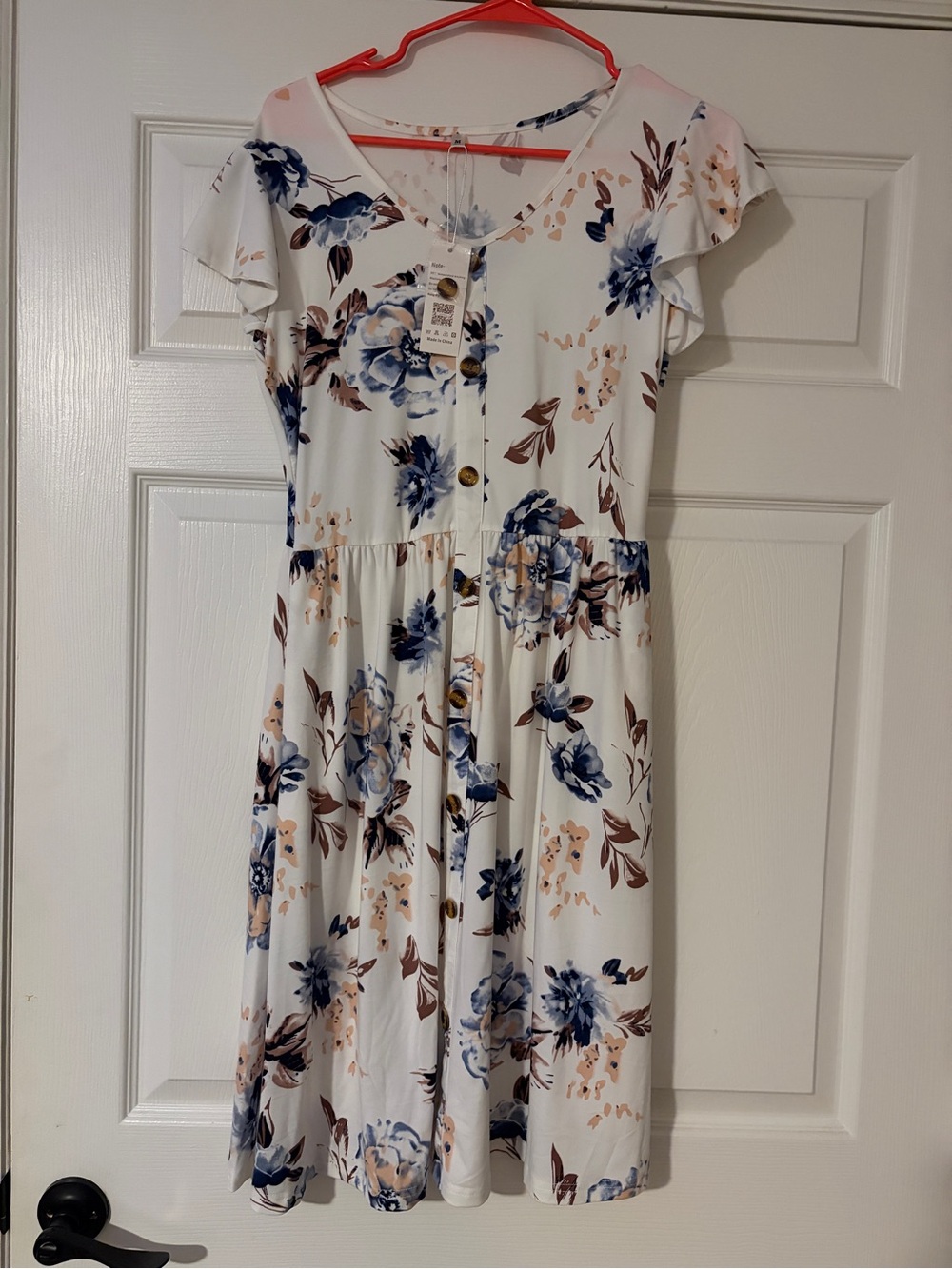 White Floral Button-Front Dress with Blue and Tan Flowers